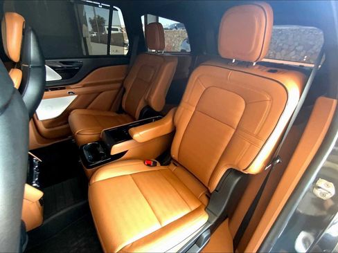 Used 2023 Lincoln Aviator Black Label w/ Dynamic Handling Package image 20