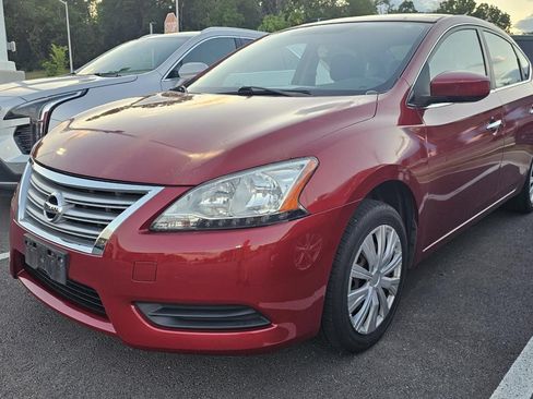 Used 2014 Nissan Sentra S FWD image 1