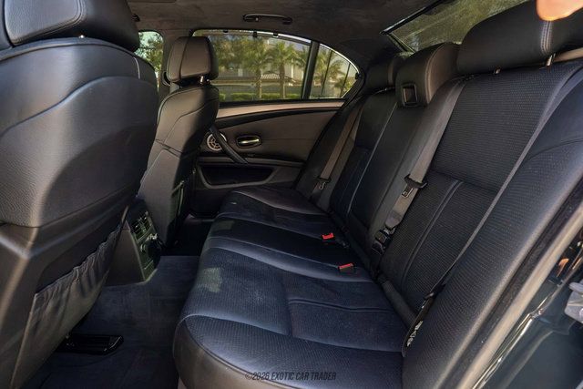 Used 2010 BMW M5 RWD image 26
