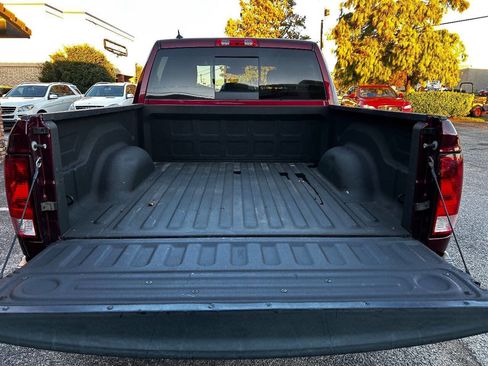 Used 2017 RAM 1500 Lone Star image 13