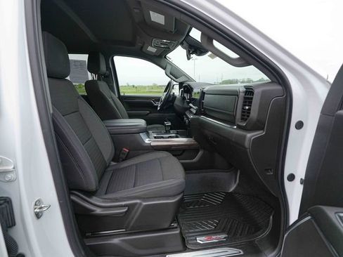 Used 2024 Chevrolet Silverado 1500 LT AWD/4WD image 21