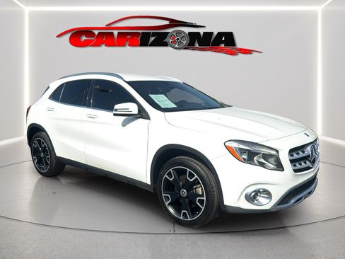 Used 2020 Mercedes-Benz GLA 250 4MATIC image 2