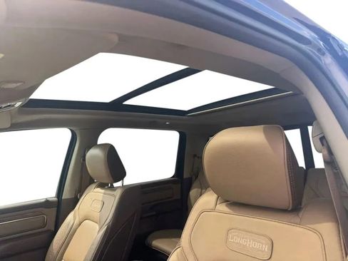 Used 2019 RAM 1500 Laramie Longhorn AWD/4WD image 11