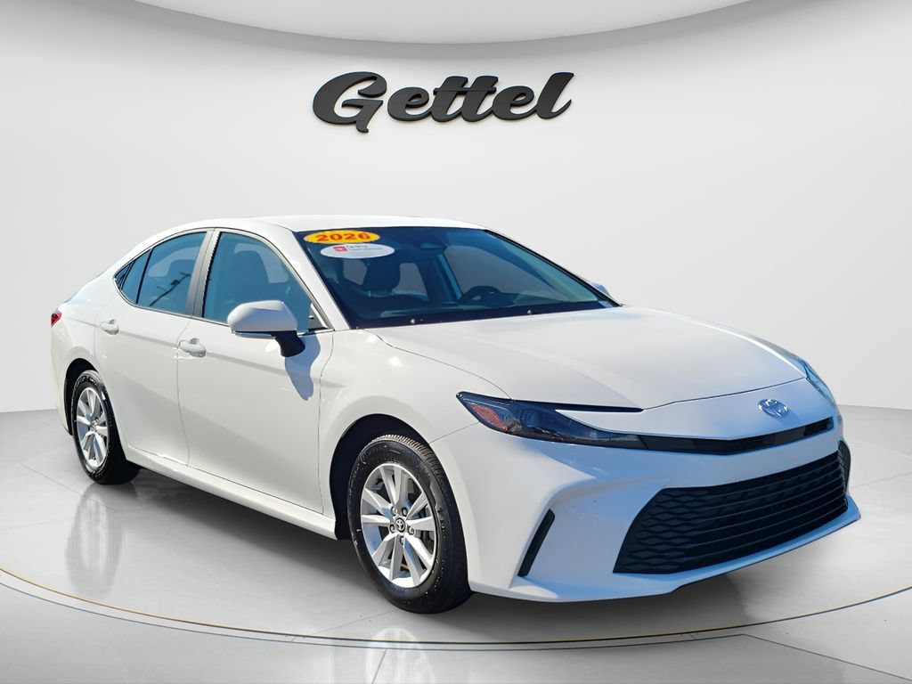 Used 2026 Toyota Camry LE FWD image 3