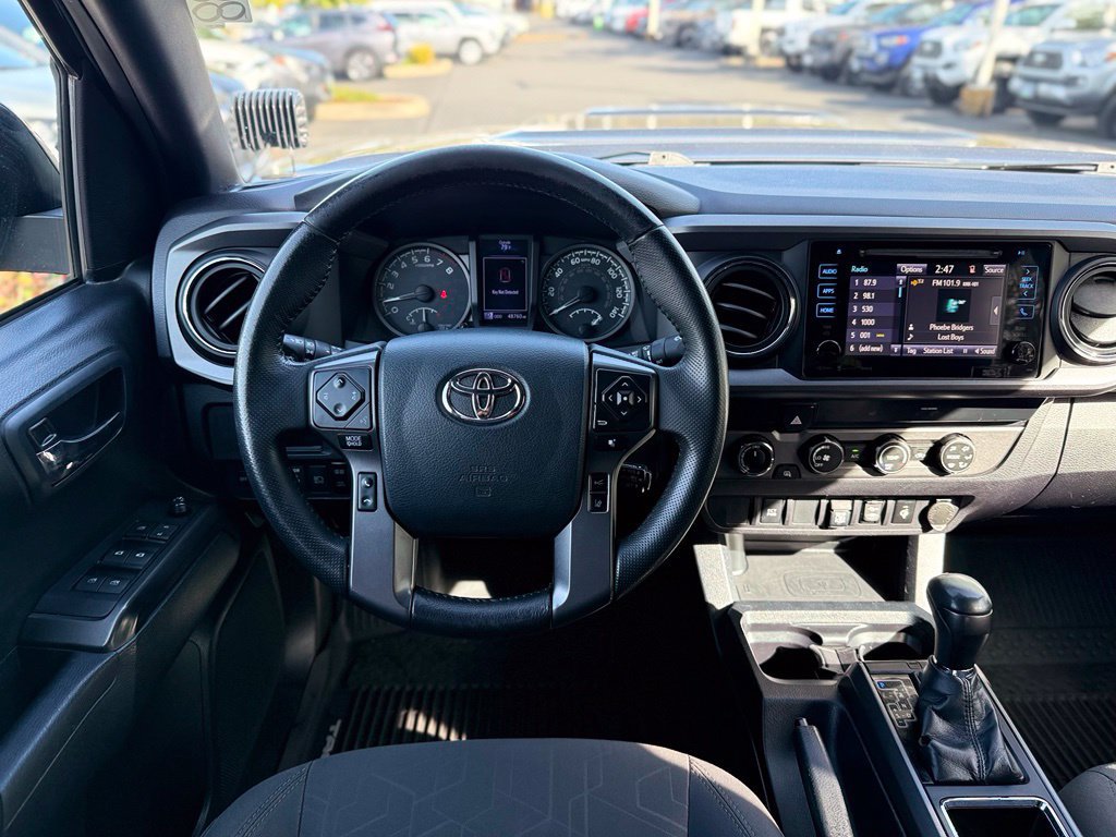 Used 2019 Toyota Tacoma TRD Sport AWD/4WD image 24