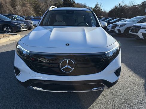 Used 2023 Mercedes-Benz EQB 300 EQB 300 image 2