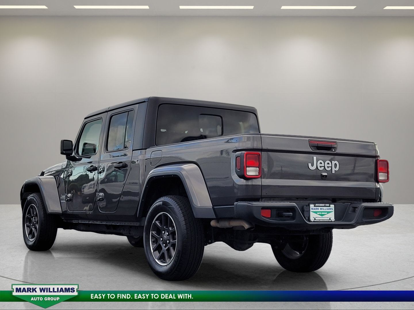 Used 2023 Jeep Gladiator Overland AWD/4WD image 6