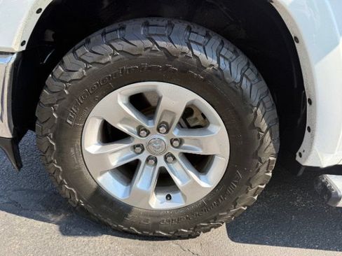 Used 2022 RAM 1500 Laramie AWD/4WD image 25