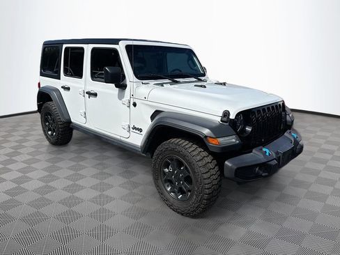 Used 2023 Jeep Wrangler Unlimited AWD/4WD image 4