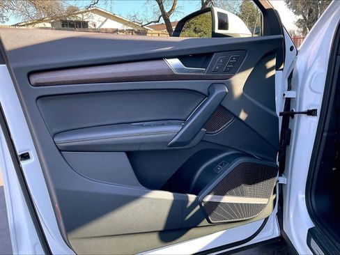 Used 2023 Audi Q5 2.0T Premium Plus image 26