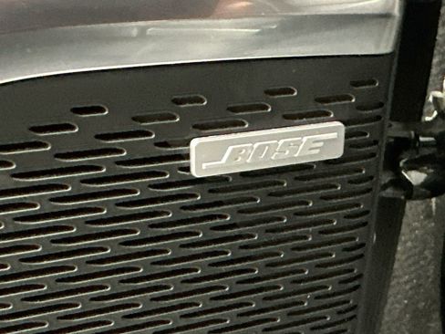 Used 2025 Chevrolet Traverse RS image 20