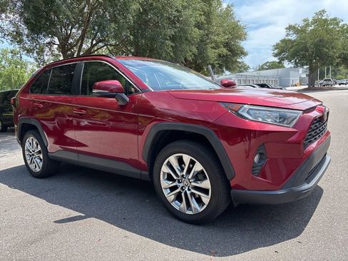 Used 2021 Toyota RAV4 XLE Premium FWD image 1