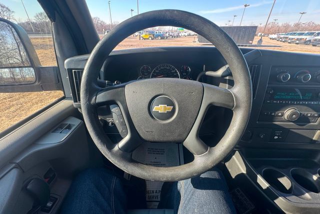 Used 2015 Chevrolet Express 2500 LS RWD image 13
