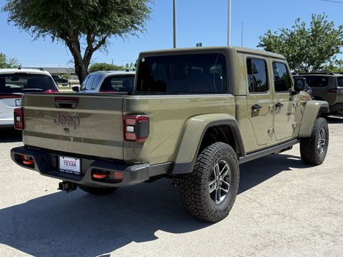 New 2026 Jeep Gladiator Mojave AWD/4WD image 5