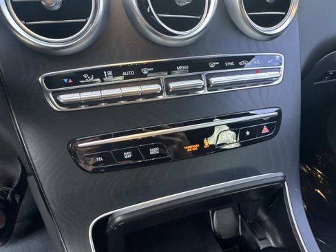 Certified 2022 Mercedes-Benz GLC 300 4MATIC Coupe image 23