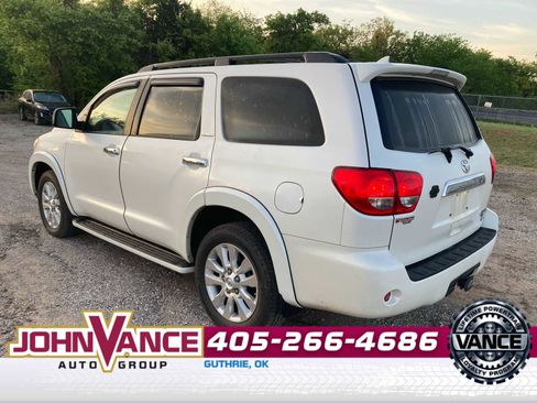 Used 2016 Toyota Sequoia Platinum image 6