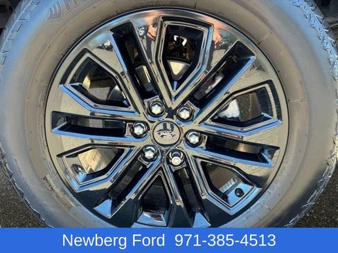 Used 2025 Ford F150 Lariat AWD/4WD image 13