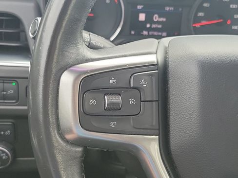 Used 2021 Chevrolet Suburban Z71 w/ Rear Media and Nav Package AWD/4WD image 14