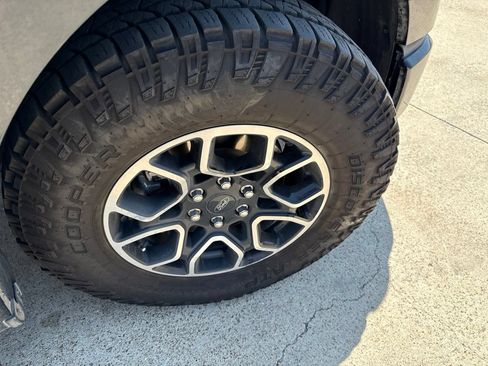 Used 2021 Ford F150 Lariat RWD image 15