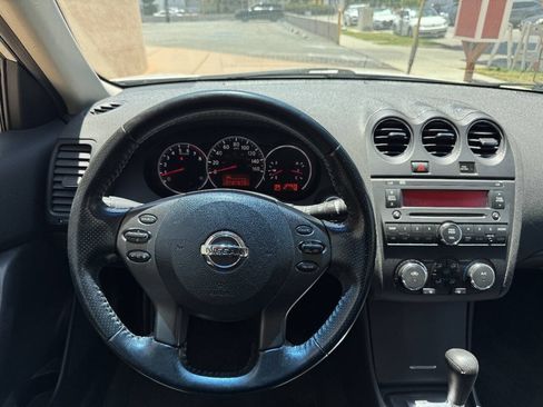 Used 2011 Nissan Altima 2.5 S w/ Convenience Pkg FWD image 18