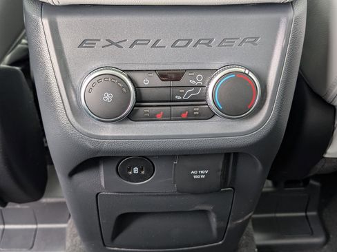 New 2026 Ford Explorer Platinum w/ LUX Leather Package image 14