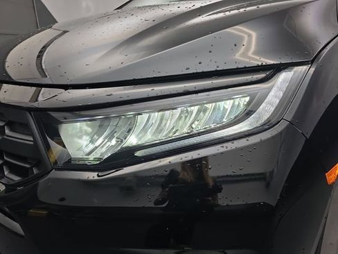 Used 2025 Honda Odyssey Sport-L image 14