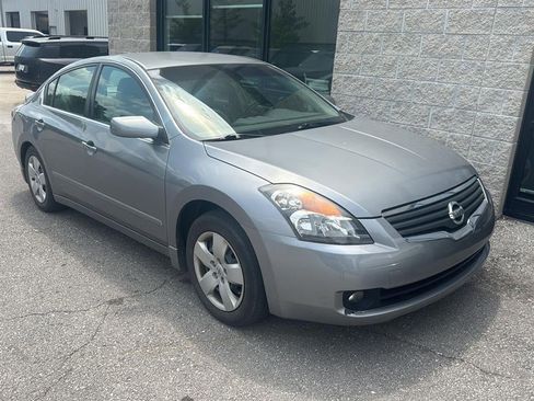 Used 2007 Nissan Altima 2.5 S w/ Technology Pkg FWD image 5