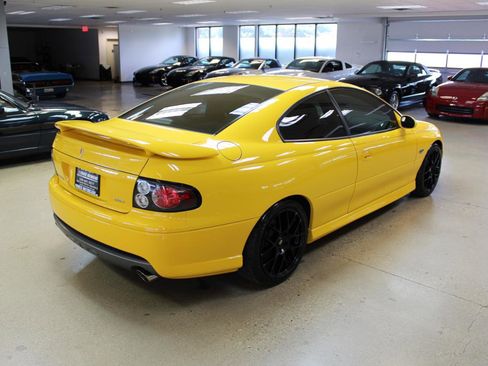 Used 2005 Pontiac GTO image 26