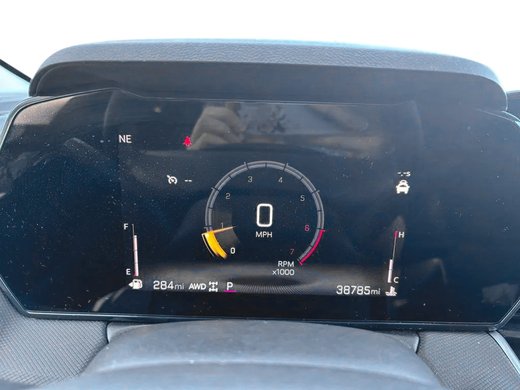 Used 2025 Chevrolet TrailBlazer LT AWD/4WD image 12