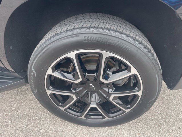 Used 2021 Chevrolet Tahoe RST w/ Max Trailering Package AWD/4WD image 10