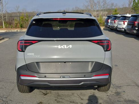 New 2026 Kia Sportage EX w/ EX Panorama Roof Package FWD image 6