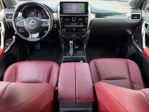 Used 2023 Lexus GX 460 Luxury w/ Sport Design Package AWD/4WD image 9