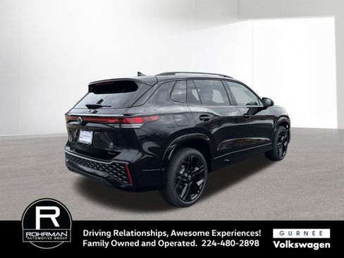 New 2026 Volkswagen Tiguan SE R-Line image 9