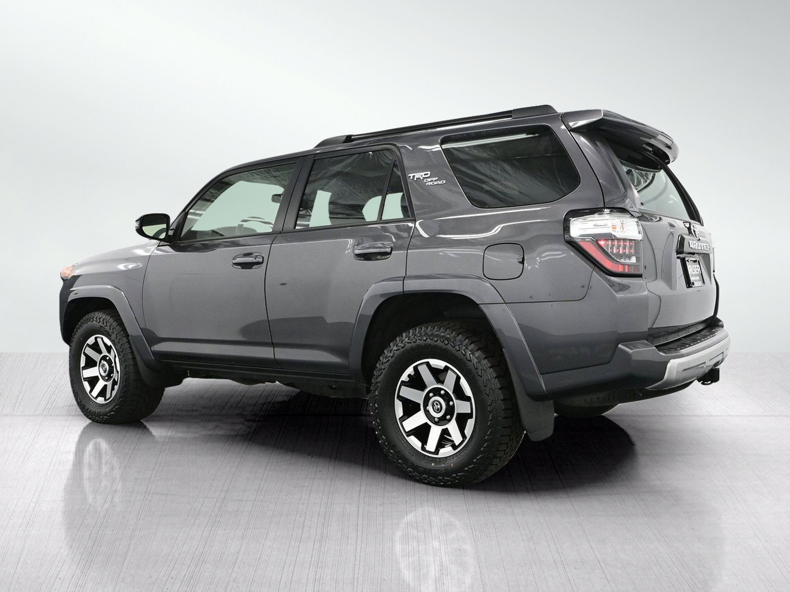 Used 2021 Toyota 4Runner TRD Off-Road Premium w/ Moonroof Package AWD/4WD image 4