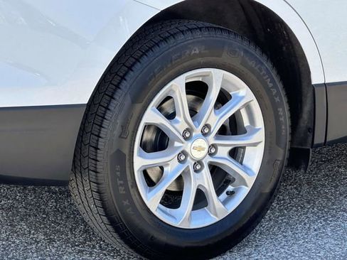 Used 2019 Chevrolet Equinox LT FWD image 30