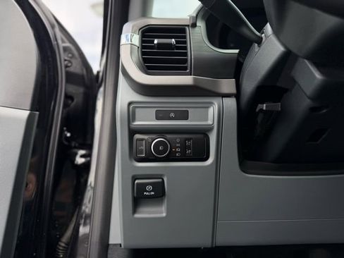 Used 2025 Ford F150 XLT w/ Equipment Group 301A Standard image 15