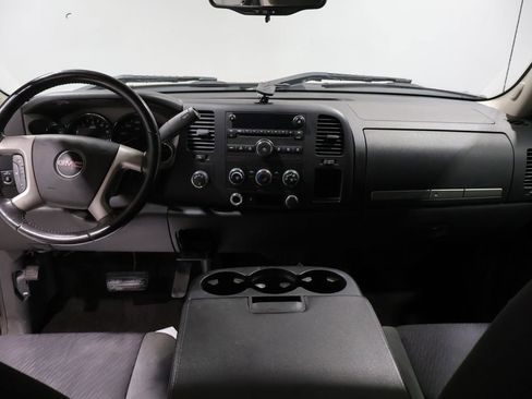 Used 2009 GMC Sierra 1500 SLE w/ Power Pack Plus AWD/4WD image 16