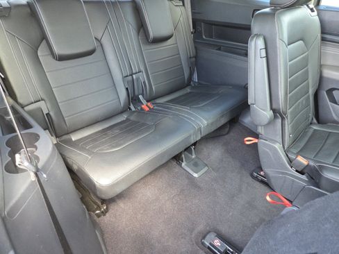 Used 2021 Volkswagen Atlas SEL Premium AWD/4WD image 27