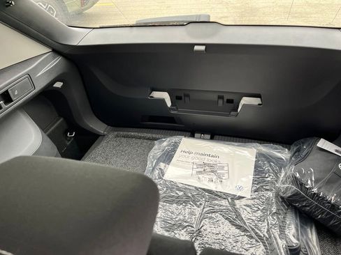 New 2026 Volkswagen Tiguan S AWD/4WD image 14