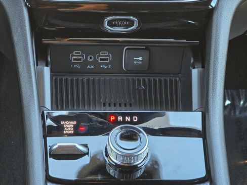 New 2026 Jeep Grand Cherokee L Limited AWD/4WD image 32