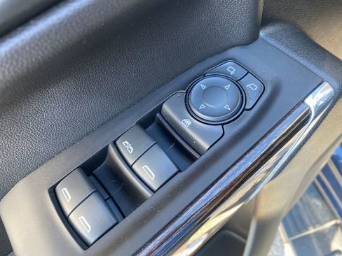 Used 2022 GMC Sierra 1500 Elevation w/ LPO, Elevation Black Package image 13