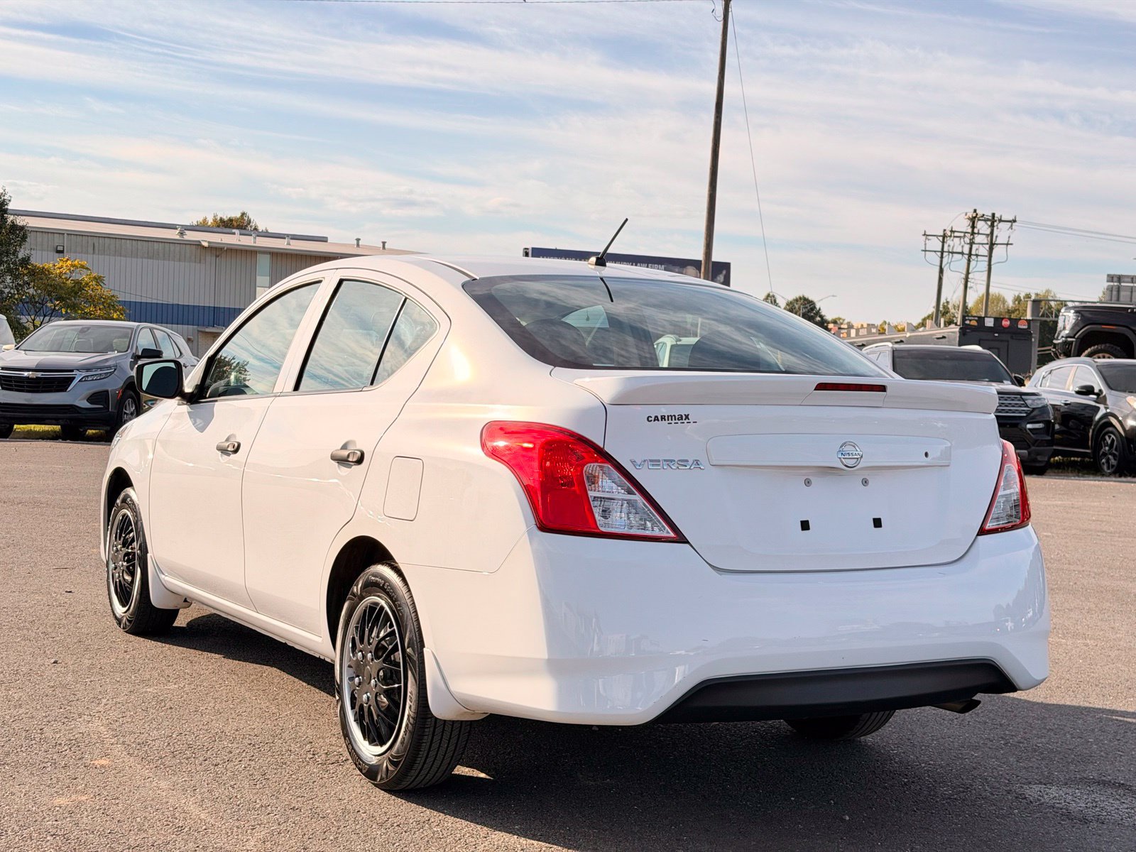Used 2018 Nissan Versa S Plus FWD image 10