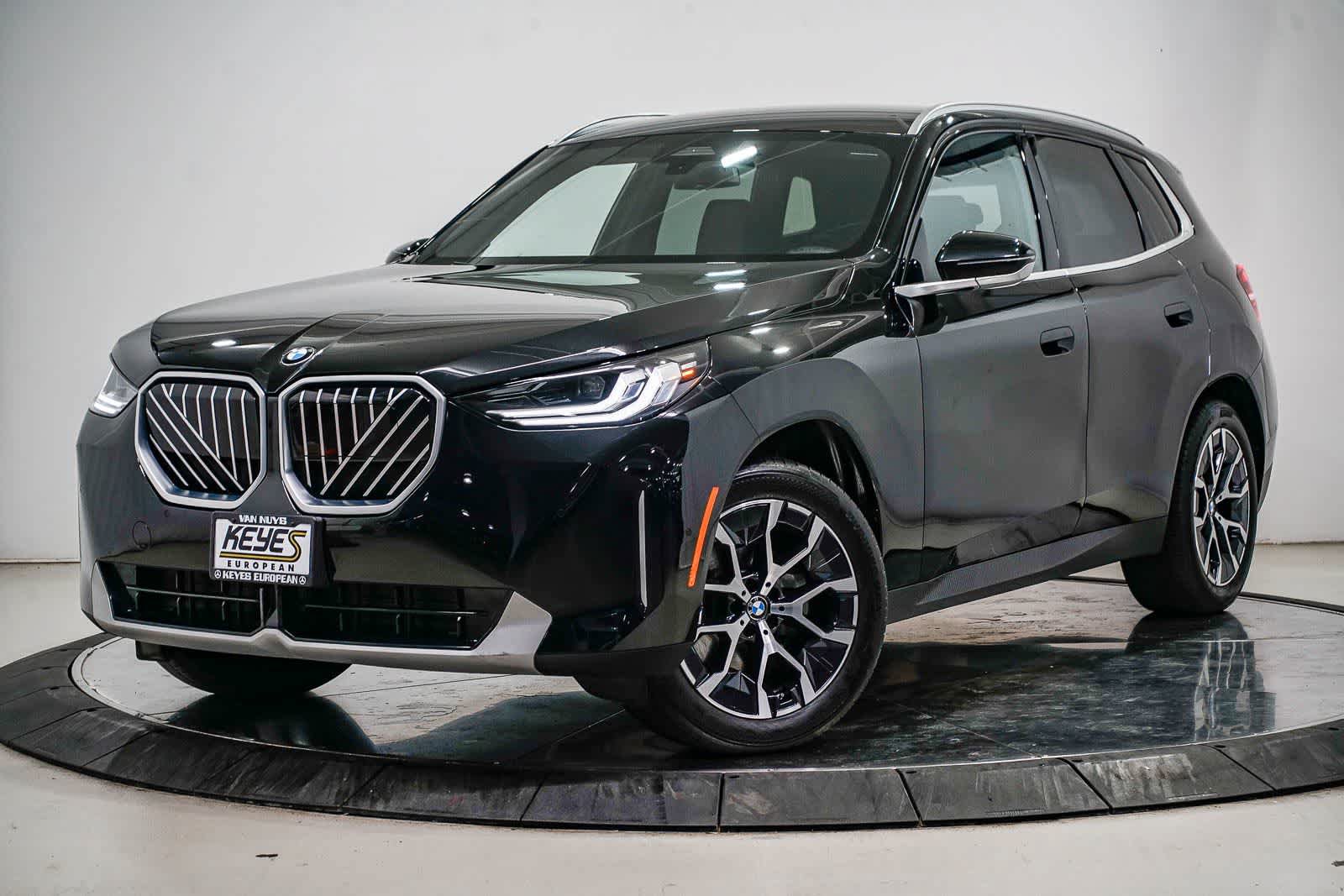 Used 2025 BMW X3 xDrive30i AWD/4WD image 1
