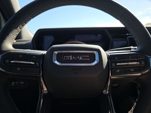 New 2026 GMC Terrain AT4 w/ Convenience Package III image 33