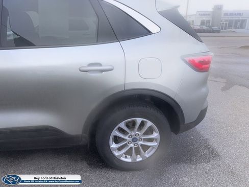 Used 2022 Ford Escape SE w/ Convenience Package image 5