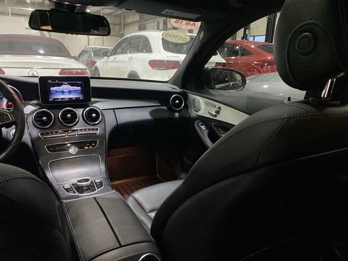Used 2018 Mercedes-Benz C 300 Sedan image 4