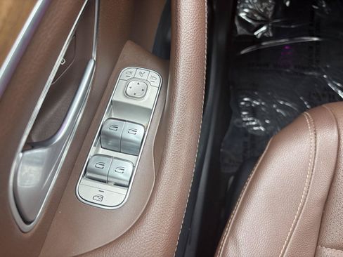 Used 2024 Mercedes-Benz GLE 350 4MATIC image 22