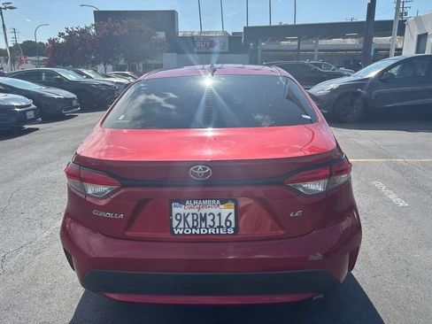 Used 2020 Toyota Corolla LE FWD image 5