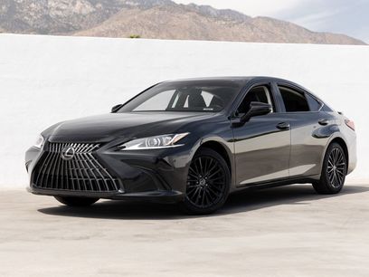 Used 2023 Lexus ES 300h w/ Premium Package