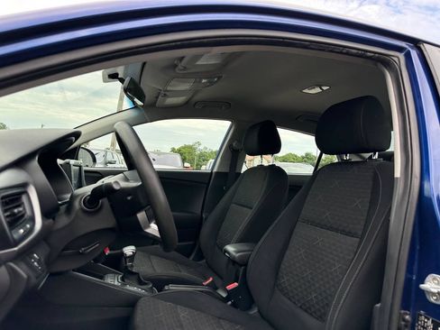 Used 2019 Kia Rio S FWD image 17